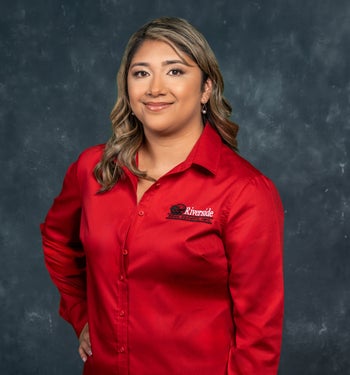 Portrait of Thelma Juarez, Sales Associate